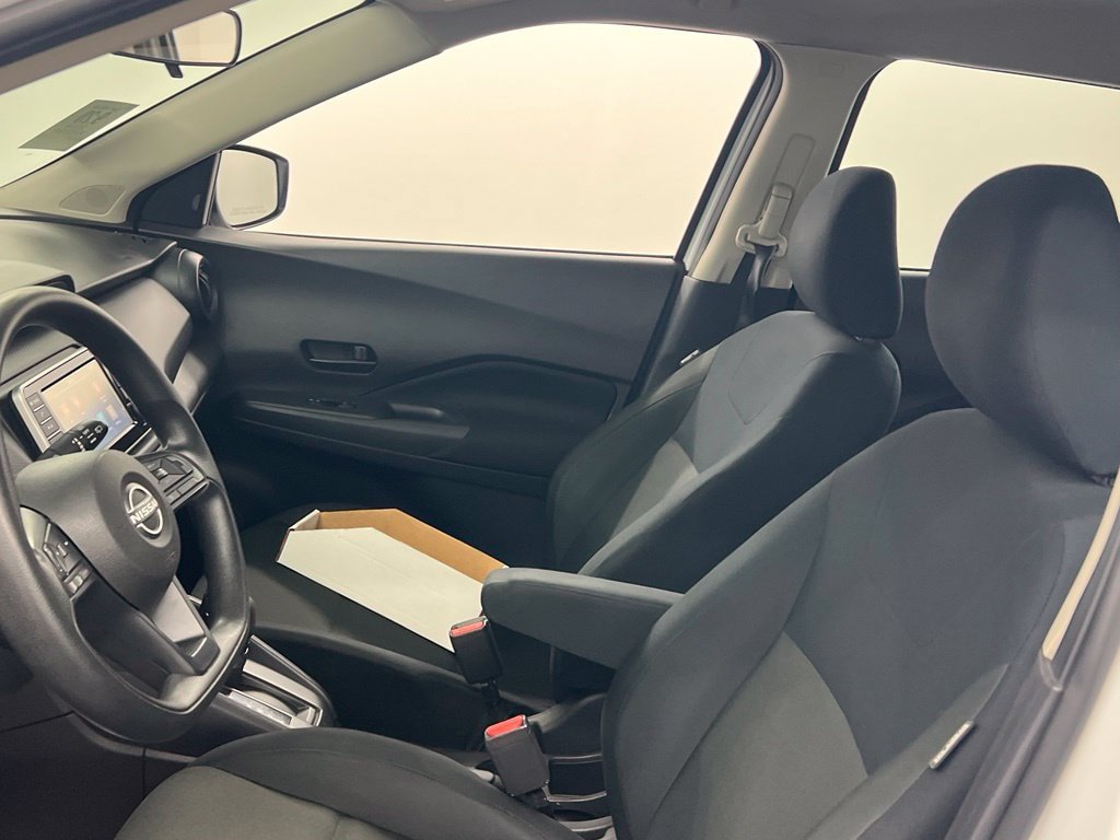 Used 2024 Nissan Kicks S FWD image 6