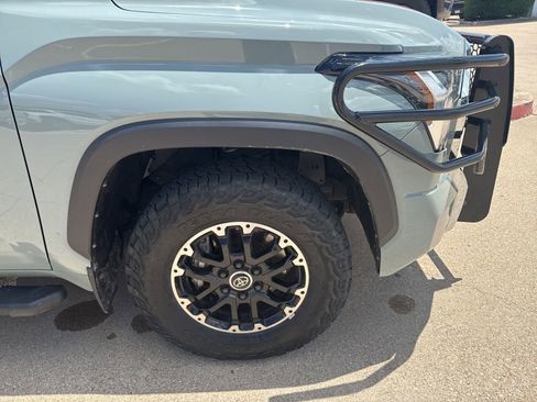 Used 2022 Toyota Tundra SR5 w/ TRD Off-Road Premium Package AWD/4WD image 4