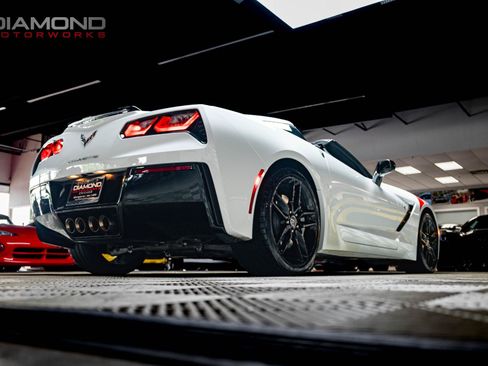 Used 2019 Chevrolet Corvette Stingray Coupe w/ 1LT RWD image 76