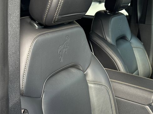 New 2025 Ford Bronco Badlands image 12