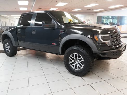 Used 2014 Ford F150 Raptor w/ Equipment Group 801A Luxury AWD/4WD image 16