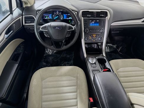 Used 2018 Ford Fusion S FWD image 17