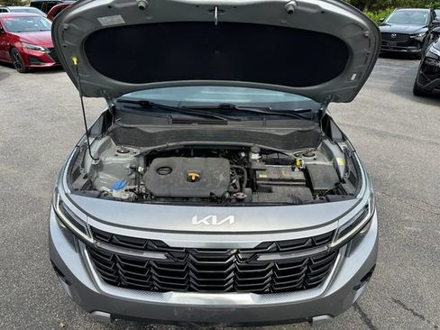 Used 2024 Kia Seltos EX AWD/4WD image 27