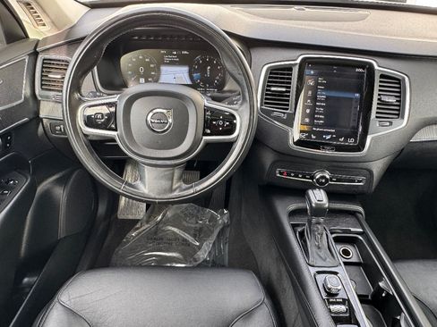 Used 2020 Volvo XC90 T5 Momentum w/ Protection Package Premier FWD image 24