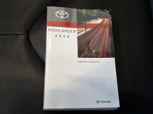 Used 2020 Toyota Highlander Limited image 29