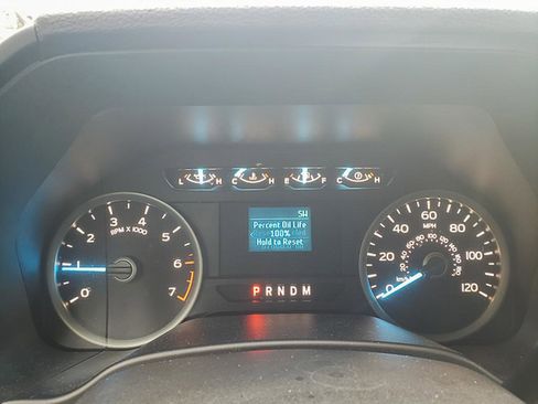 Used 2018 Ford F150 XLT image 14