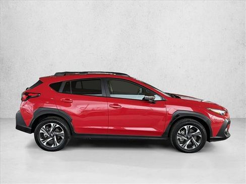 Used 2025 Subaru Crosstrek 2.5i Premium AWD/4WD image 4