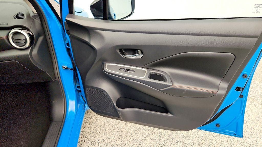 Used 2025 Nissan Versa SR w/ Trunk Package FWD image 24