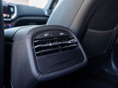 Used 2022 Maserati Ghibli Modena image 25