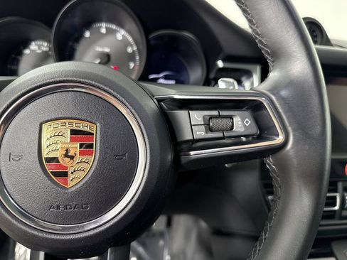 Certified 2024 Porsche Macan Turbo AWD/4WD image 38