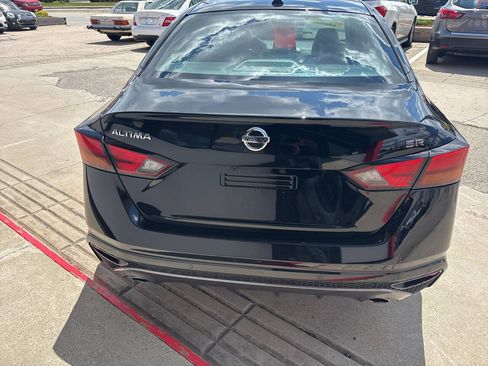 Used 2020 Nissan Altima 2.5 SR FWD image 7