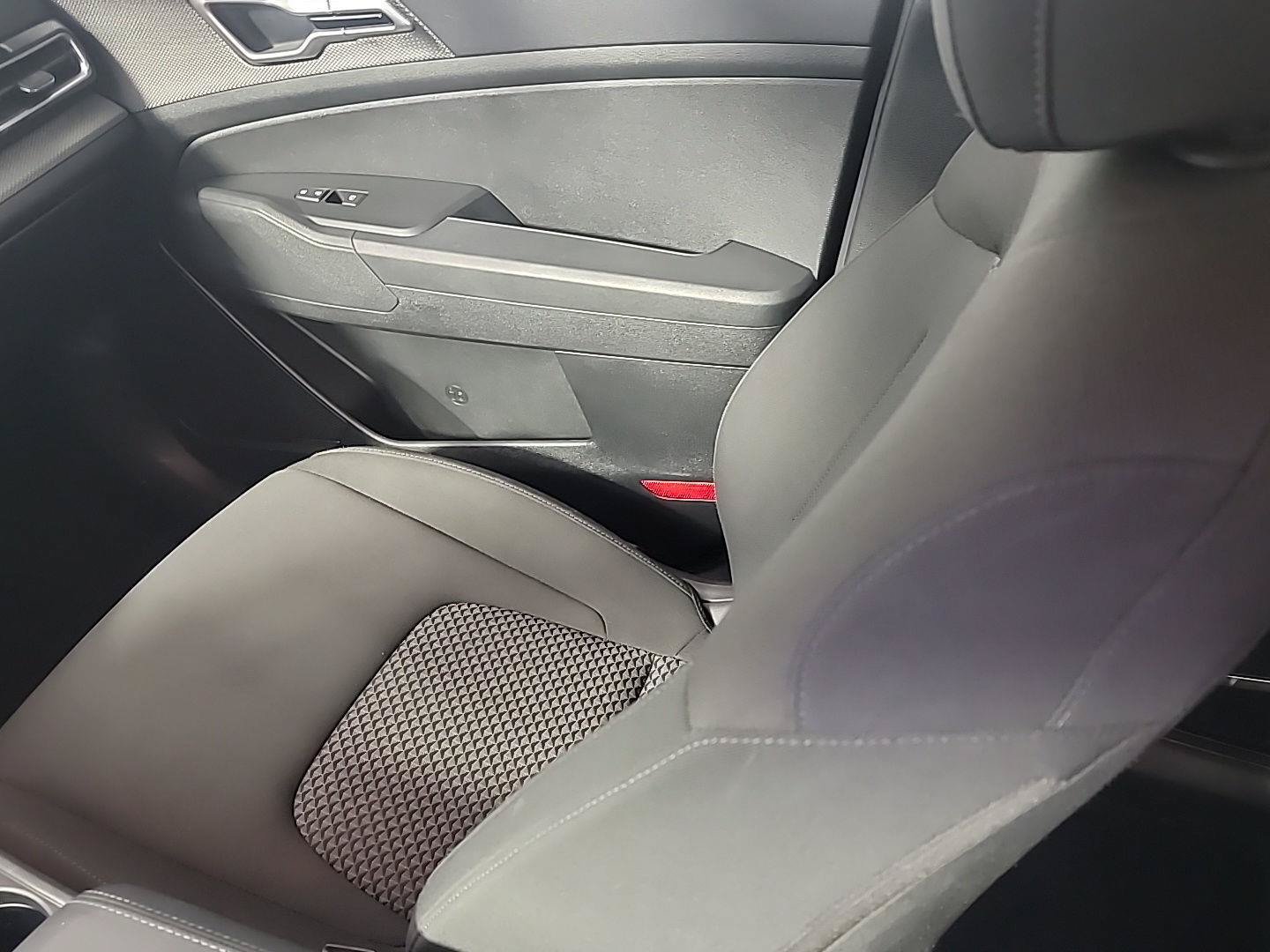 Certified 2023 Kia Sportage LX AWD/4WD image 21