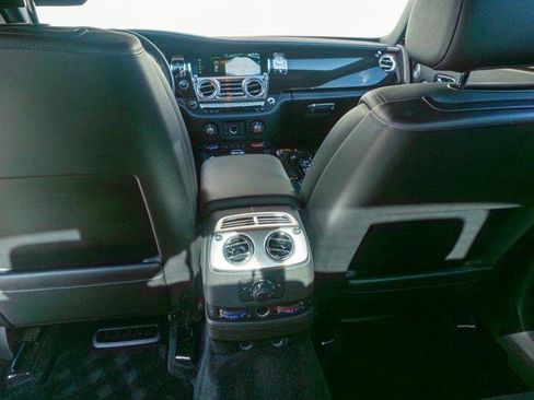 Used 2019 Rolls-Royce Ghost image 63