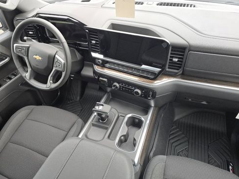 New 2026 Chevrolet Silverado 1500 LT AWD/4WD image 15