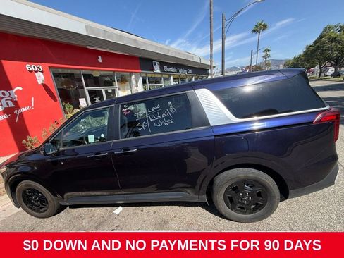 Used 2025 Kia Carnival FWD image 6