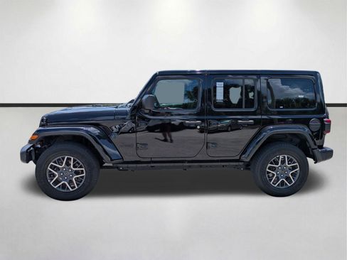Used 2025 Jeep Wrangler Unlimited Sahara AWD/4WD image 8