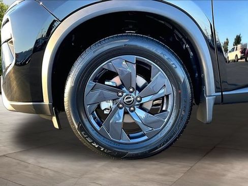 New 2026 Nissan Rogue SV FWD image 12
