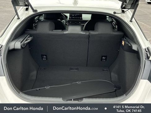 Used 2025 Honda Civic Sport image 8