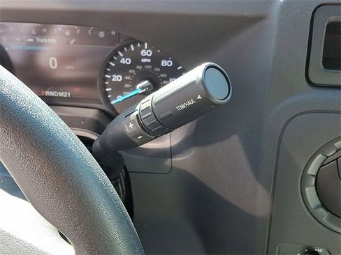 Used 2024 Ford E-450 and Econoline 450 Super Duty w/ Driver's Safety Package image 13