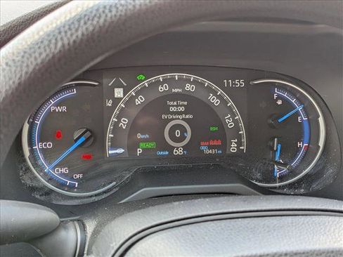 Used 2023 Toyota RAV4 XLE image 11