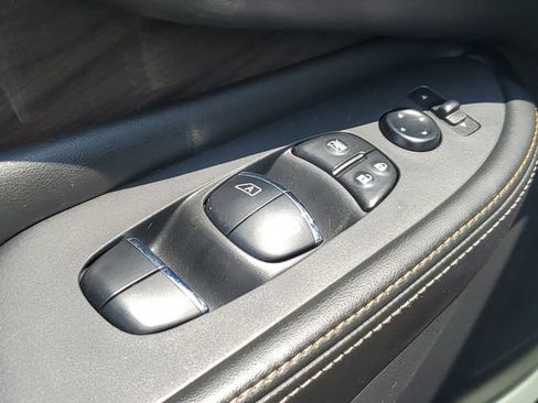 Used 2021 Nissan Murano Platinum AWD/4WD image 22