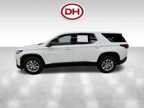 Used 2023 Chevrolet Traverse LS AWD/4WD image 9