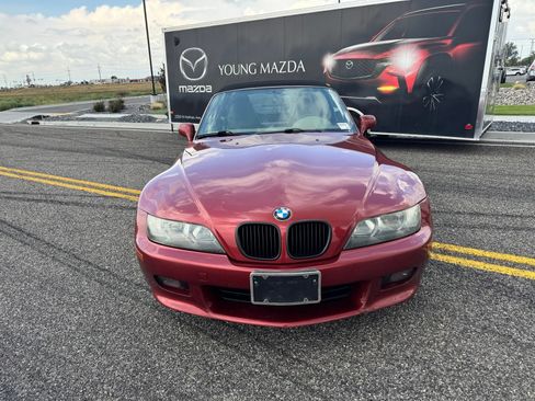Used 2002 BMW Z3 2.5i RWD image 2