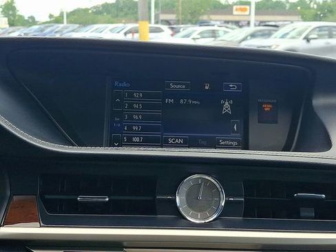 Used 2016 Lexus ES 350 w/ Navigation System Package FWD image 13