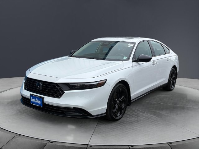 Used 2025 Honda Accord SE image 7