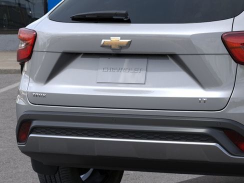 New 2026 Chevrolet Trax LT FWD image 14