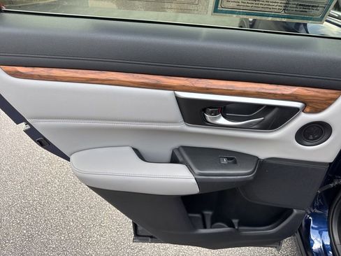 Used 2017 Honda CR-V EX-L image 14