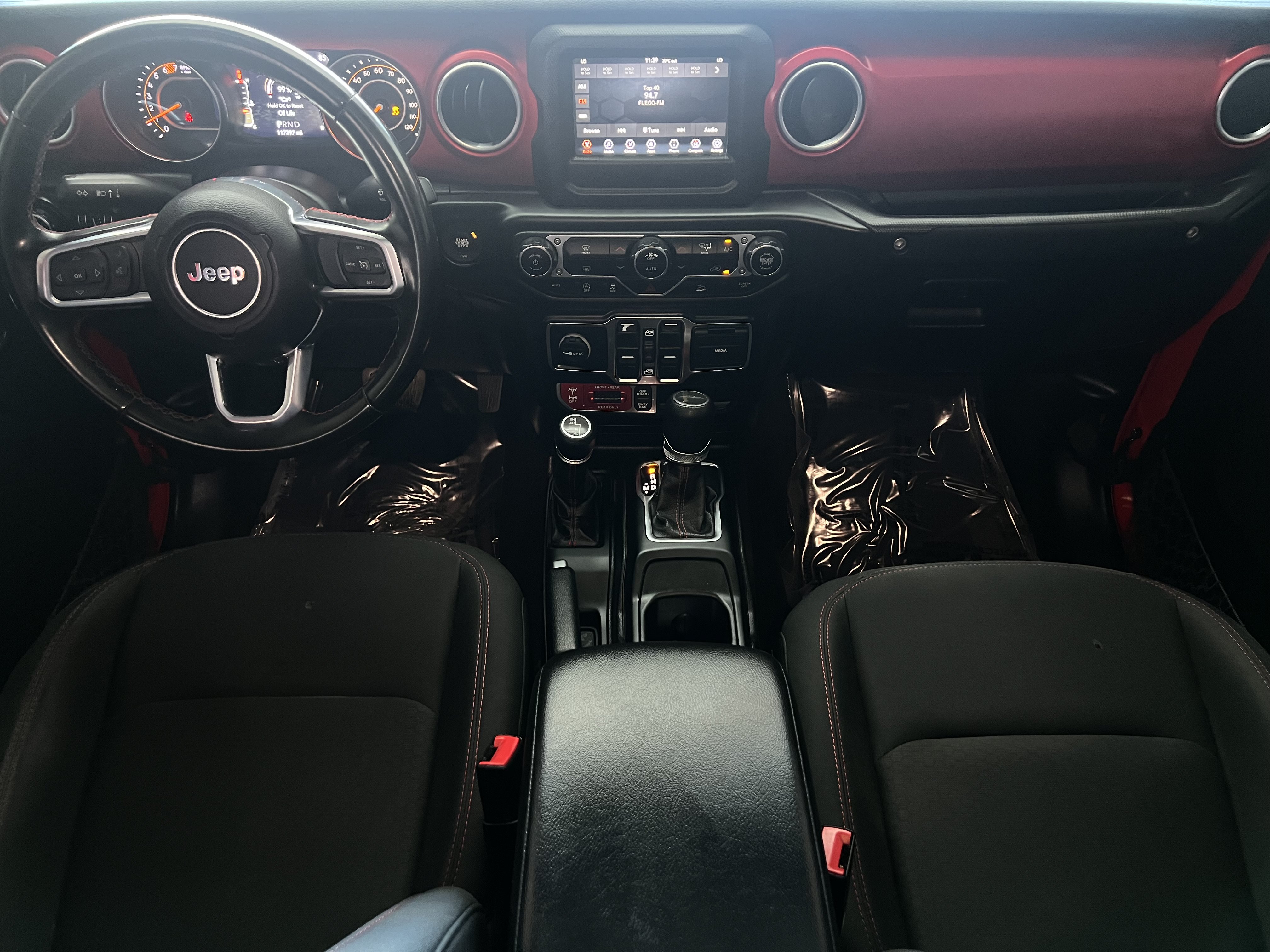 Used 2020 Jeep Gladiator Rubicon AWD/4WD image 17
