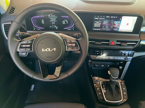 New 2026 Kia Seltos S AWD/4WD image 14