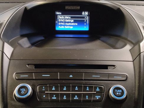 Used 2017 Ford Escape SE image 25