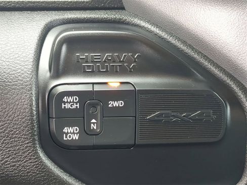 Used 2021 RAM 2500 Big Horn image 33