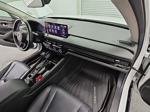 Used 2024 Honda Accord EX-L image 39