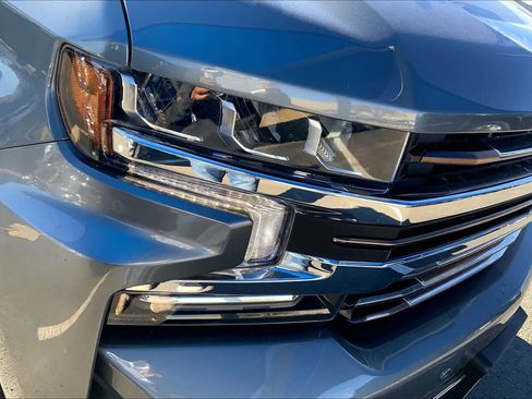 Used 2022 Chevrolet Silverado 1500 High Country w/ Technology Package image 27