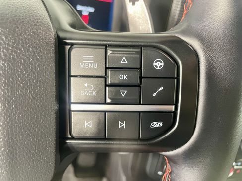 Used 2025 Ford F150 Raptor AWD/4WD image 16