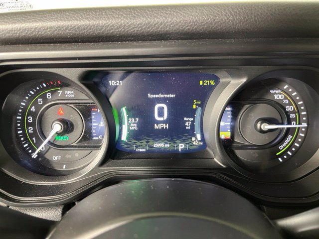 Used 2024 Jeep Wrangler Unlimited AWD/4WD image 25