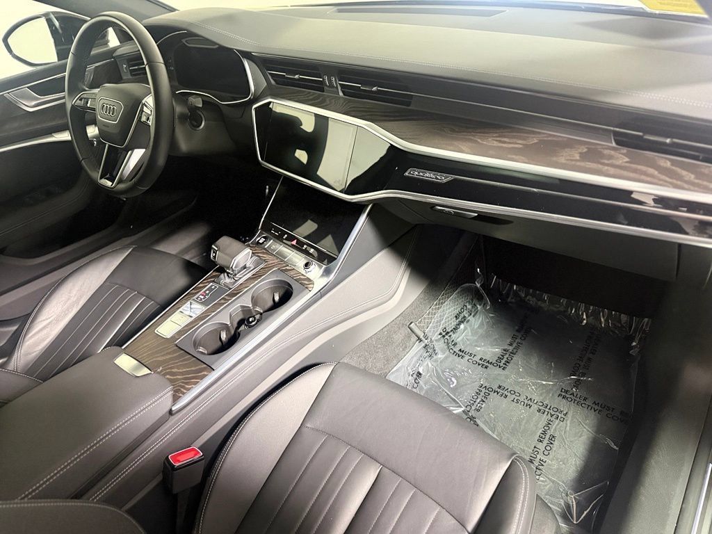 Used 2021 Audi A7 e Premium Plus w/ Interior Protection Package AWD/4WD image 24