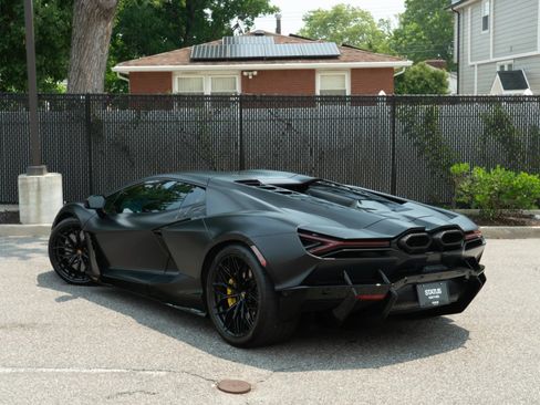 Used 2024 Lamborghini Revuelto AWD/4WD image 42