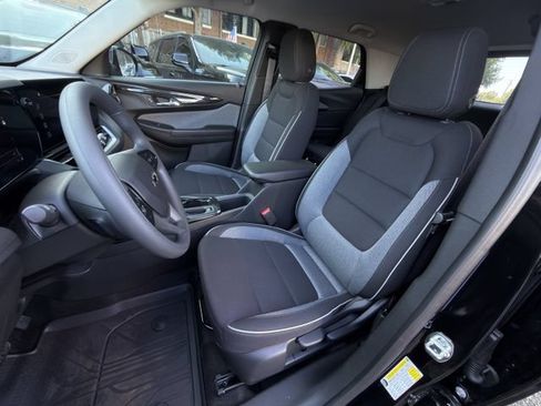 New 2026 Chevrolet TrailBlazer LT w/ Midnight Edition FWD image 18