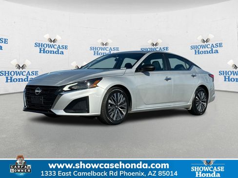 Used 2024 Nissan Altima 2.5 SV image 1
