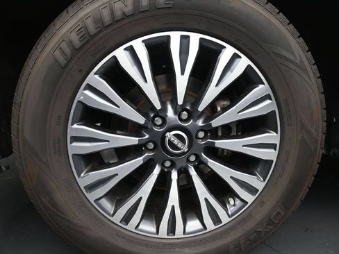 Used 2023 Nissan Armada SL w/ Midnight Edition Package AWD/4WD image 10