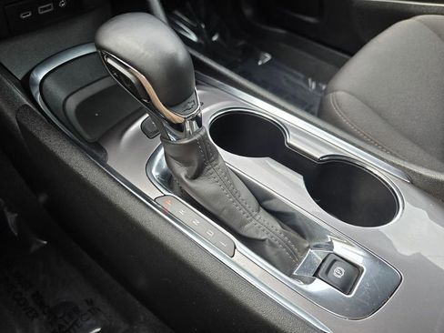 Used 2024 Chevrolet Malibu LT w/ Sport Edition FWD image 34