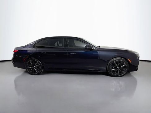 New 2026 BMW 750e xDrive w/ Executive Package image 4