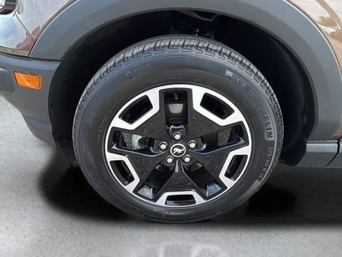 Used 2022 Ford Bronco Sport Outer Banks w/ Tech Package AWD/4WD image 28