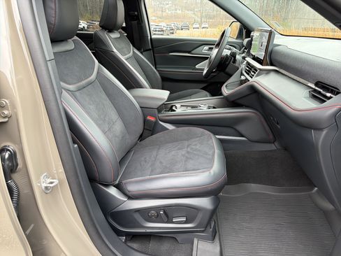 Used 2026 Ford Explorer ST w/ Sun And Sound Package image 13