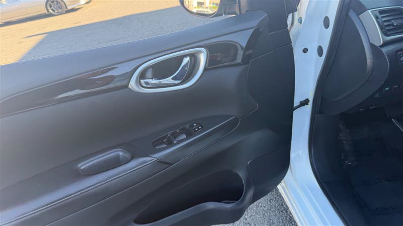 Used 2017 Nissan Sentra SV FWD image 25