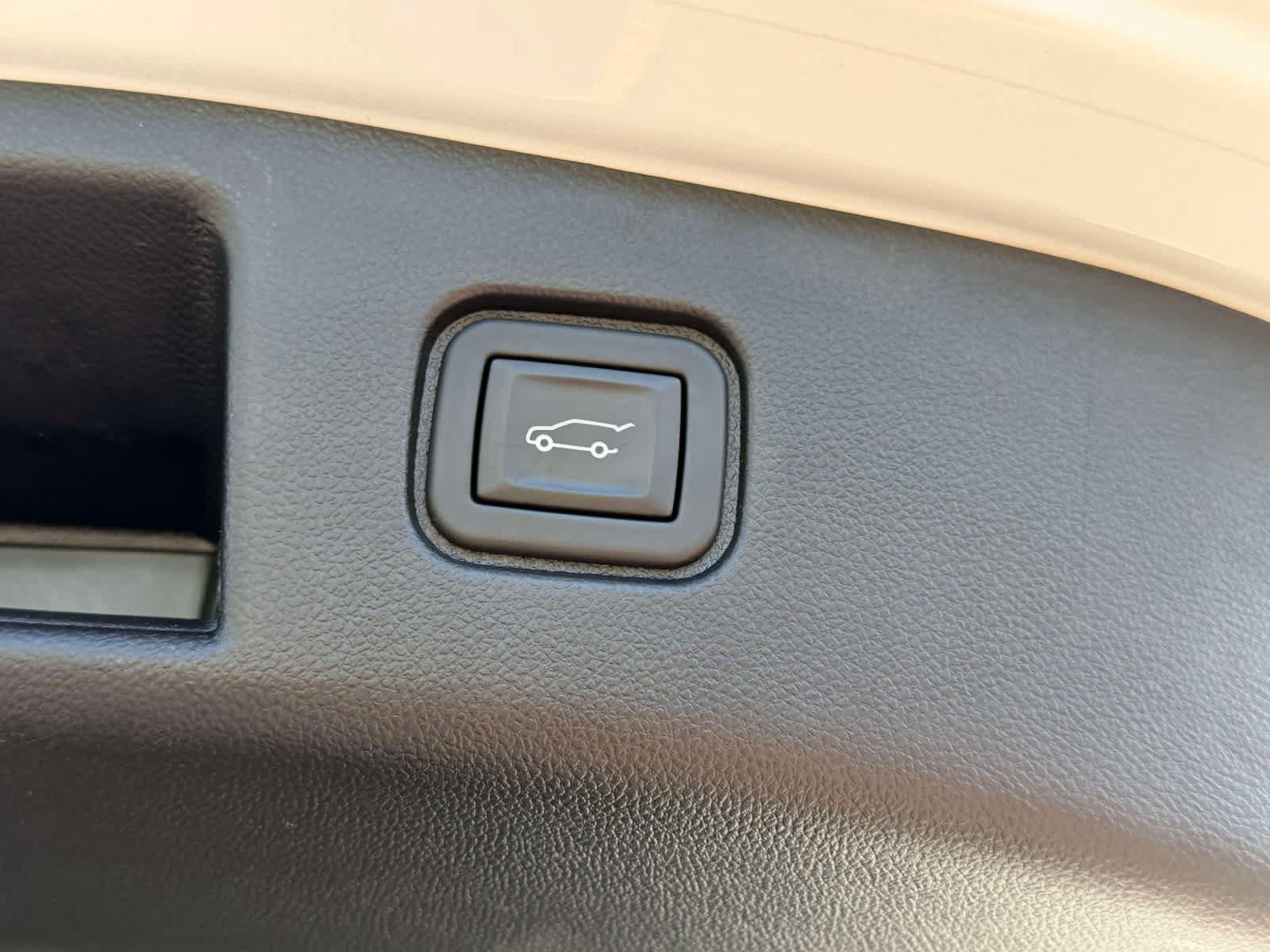 Used 2024 Honda Prologue Touring image 9